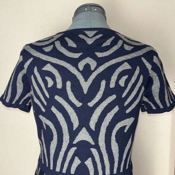 eci Sweater Dress Short Sleeve Fit & Flare Navy Blue Gray Mini Women's Medium - Picture 6 of 16